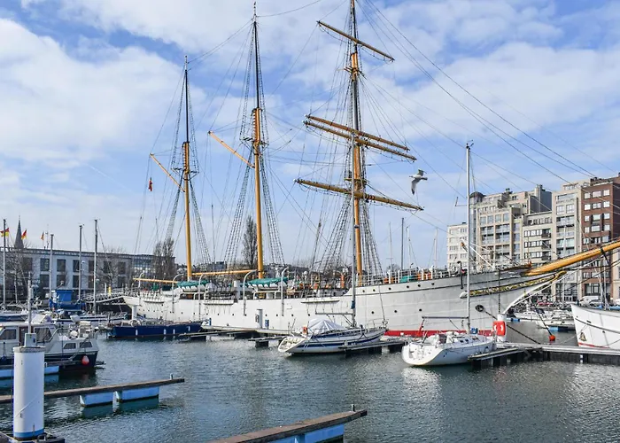 Residentie Zeezicht Lägenhet